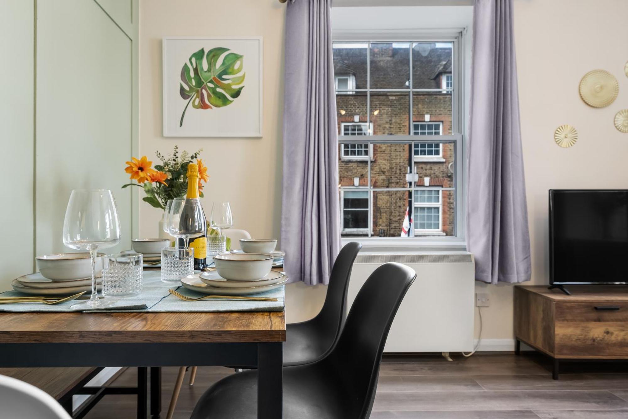 Chic 2 Bedroom Apartment Near Liverpool Street By Gold Stays London Kültér fotó